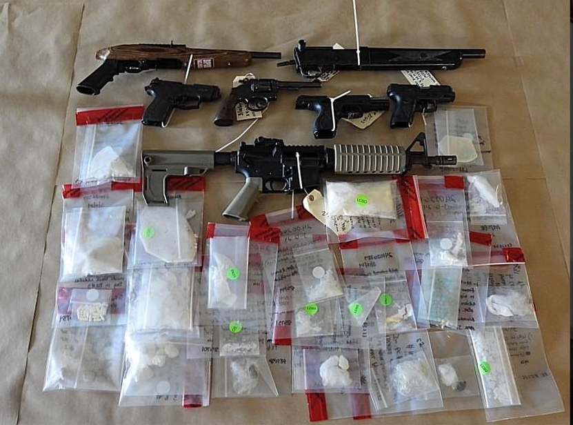 Leesburg search warrant takes multiple guns and trafficking amounts of drugs of the streets