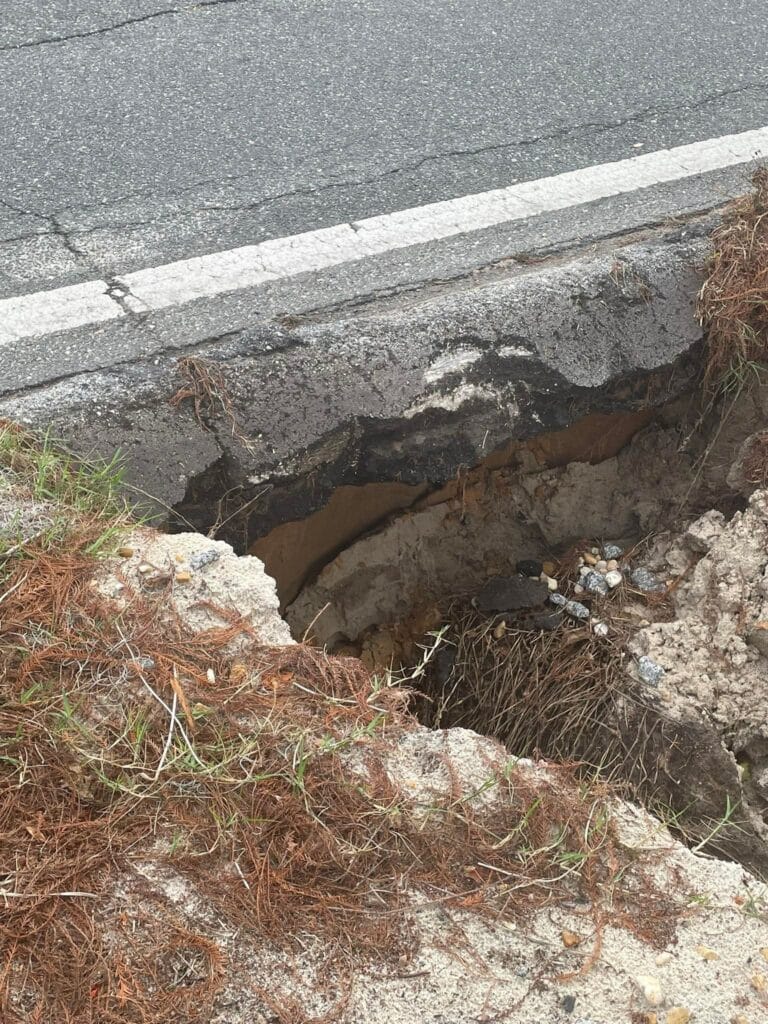 Eustis’ Lakeshore Drive reopens after repair