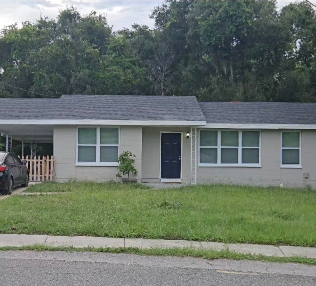 Woman shot, killed while allegedly trying to enter Leesburg home early Tuesday